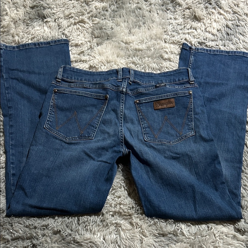 Wrangler Men's Dark Blue Bootcut Jeans with Signature Back Pockets